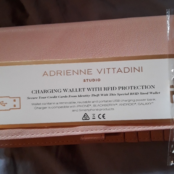 Wallet - Picture 2 of 4